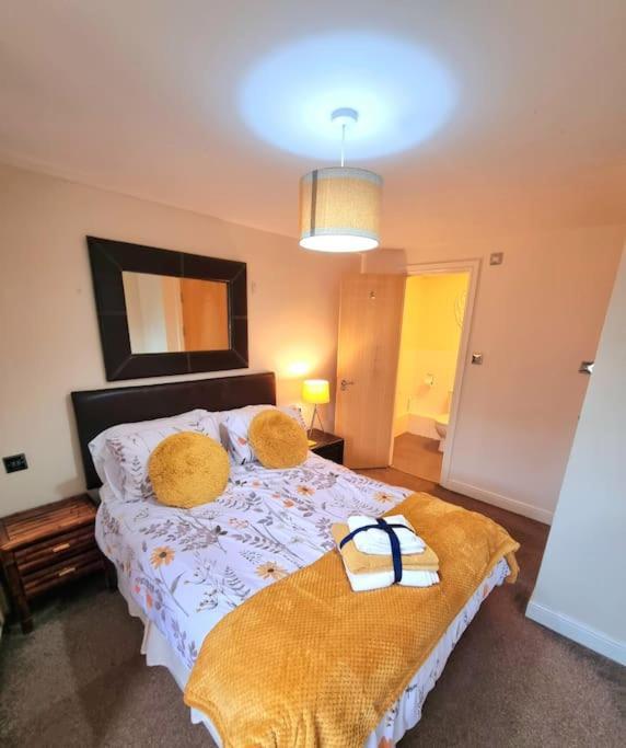 Spacious Duplex 2 Bed Apartment Central Location By Canal - Chester Uk Ngoại thất bức ảnh