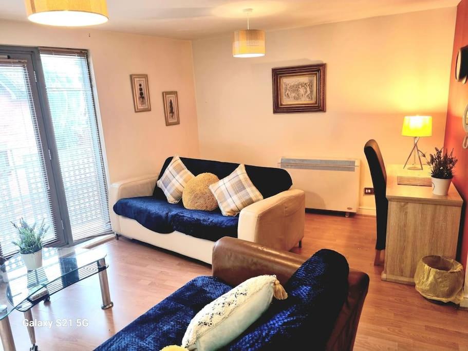 Spacious Duplex 2 Bed Apartment Central Location By Canal - Chester Uk Ngoại thất bức ảnh